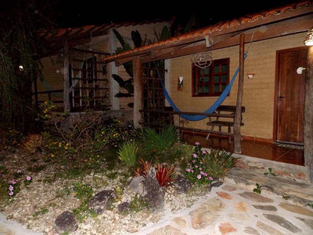Pousada Vila dos Ipês Cavalcante Quarto foto